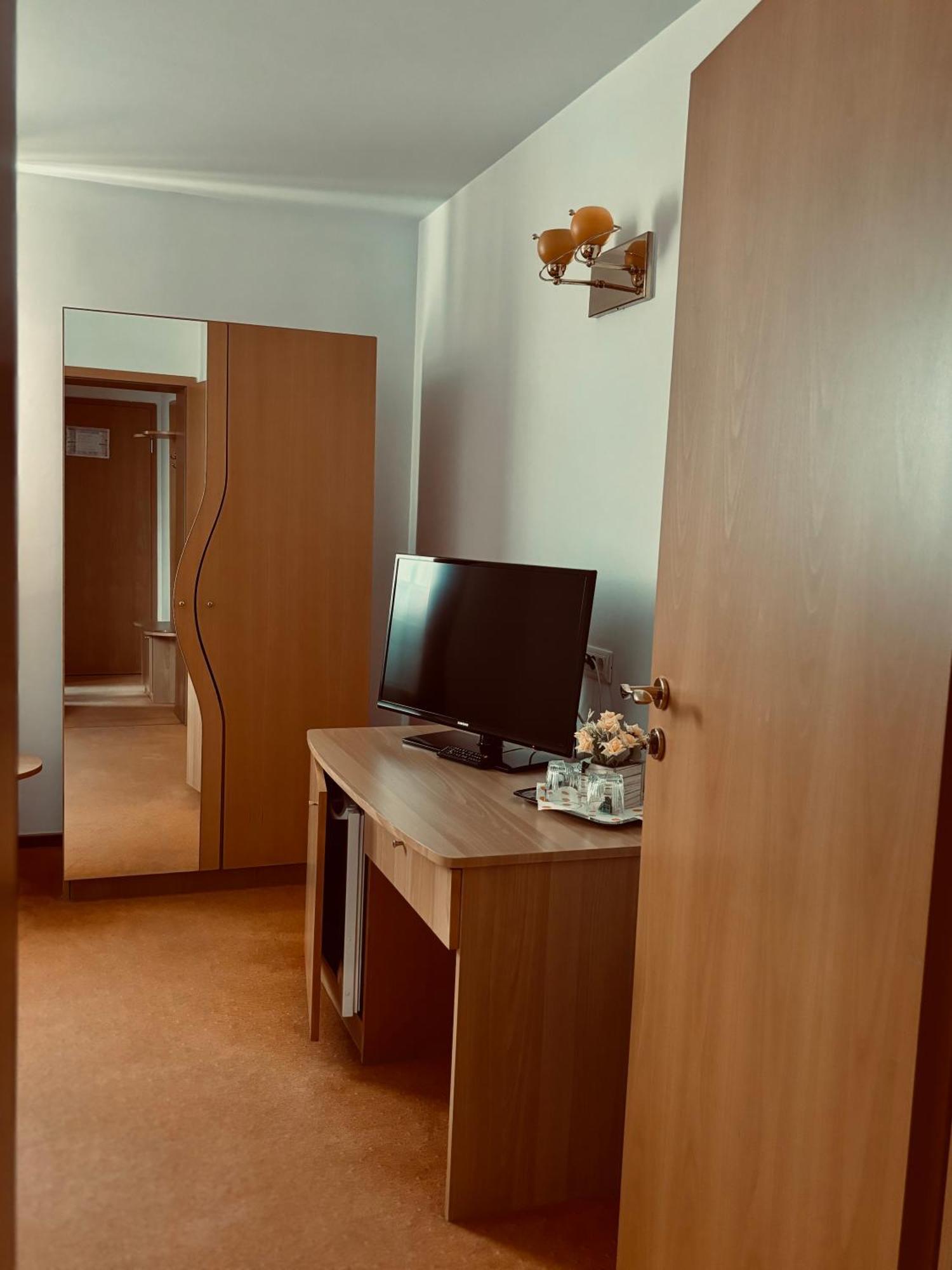 Pensiunea Atlantis Buşteni Exterior foto